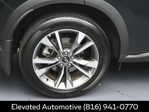 Certified 2025 INFINITI QX60 Luxe w/ Lighting Package (N94) AWD/4WD image 5