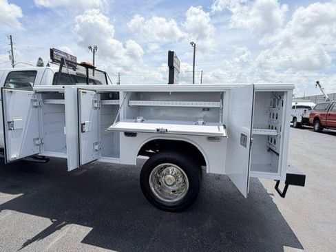 Used 2012 Ford F450 XL w/ PWR Equipment Group RWD image 11