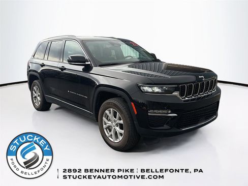 Used 2023 Jeep Grand Cherokee Limited image 1