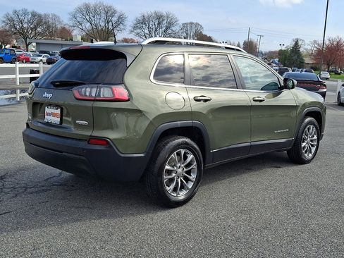 Used 2020 Jeep Cherokee Latitude Plus w/ Comfort/Convenience Group AWD/4WD image 6