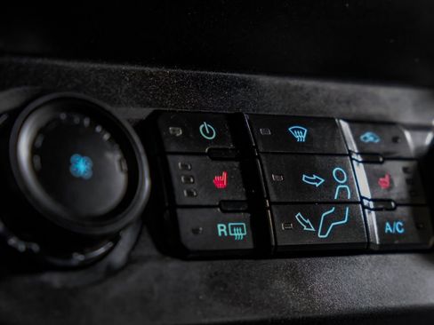 Used 2021 Ford F250 XLT w/ XLT Premium Package image 25