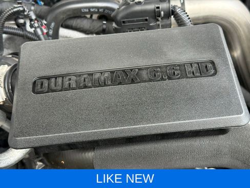 Used 2024 Chevrolet Silverado 3500 High Country w/ High Country Premium Package image 11