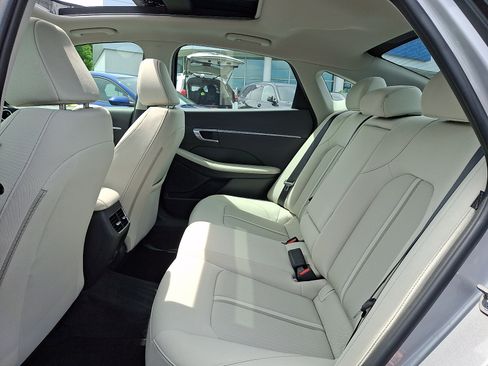 Certified 2023 Hyundai Sonata SEL w/ Convenience Package FWD image 10