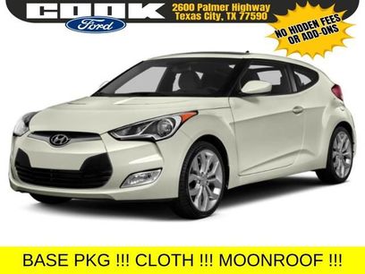 Used 2015 Hyundai Veloster w/ Option Group 03