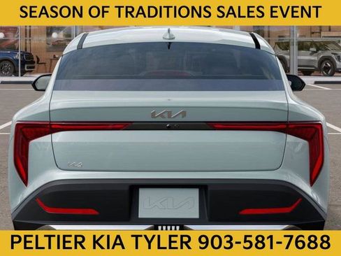 New 2025 Kia K4 LXS image 13