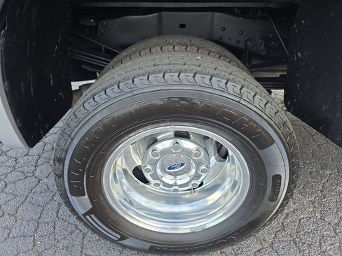 Used 2010 Ford F350 Lariat AWD/4WD image 17