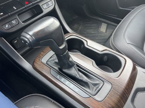 Used 2018 GMC Canyon Denali image 11