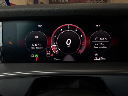 Used 2026 Volkswagen Tiguan SE FWD image 39