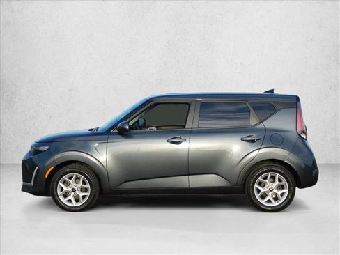 Used 2024 Kia Soul LX w/ Option Group 015 FWD image 8