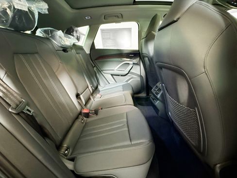New 2025 Audi Q5 Premium Plus image 24