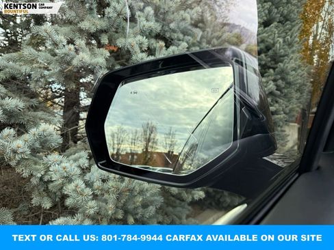 Used 2025 Cadillac Escalade IQ Sport 2 image 29