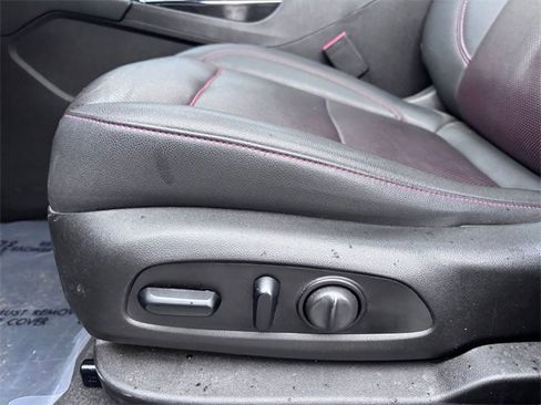 Used 2021 Chevrolet Blazer RS w/ Enhanced Convenience Package image 12