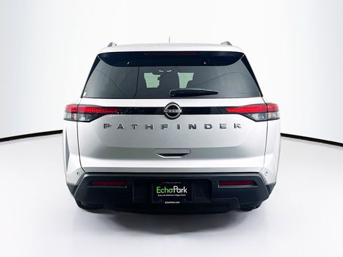 Used 2025 Nissan Pathfinder SV FWD image 7