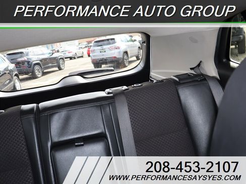 Used 2019 Buick Encore Preferred image 22