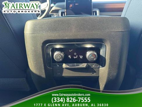 Used 2025 GMC Yukon Denali image 26