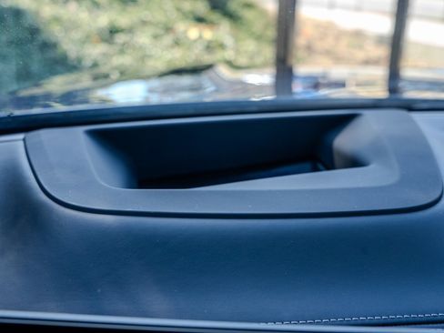 Used 2024 BMW X7 M60i w/ Executive Package image 10