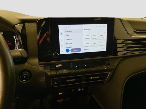 Used 2025 Toyota Camry LE image 26