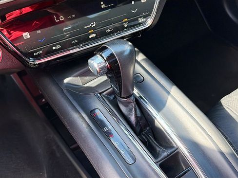 Used 2022 Honda HR-V EX-L image 16