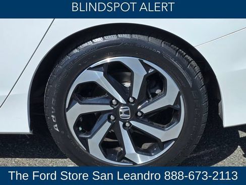 Used 2017 Honda Accord EX-L image 10