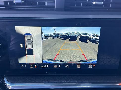 Used 2025 GMC Sierra 1500 Denali AWD/4WD image 27