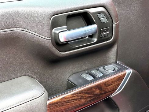 Used 2020 GMC Sierra 1500 SLT w/ SLT Premium Plus Package image 12