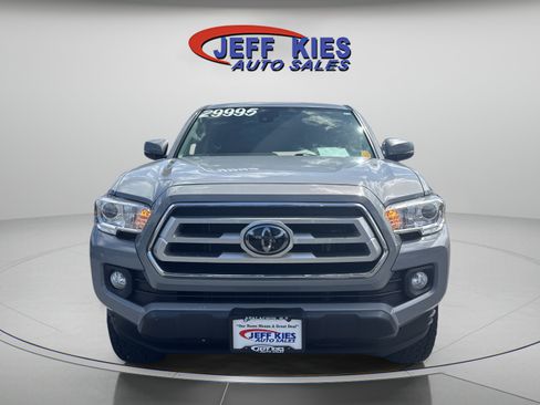 Used 2021 Toyota Tacoma SR5 w/ Trail Edition AWD/4WD image 2