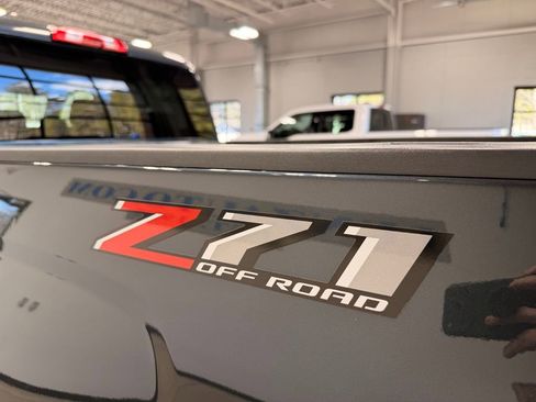 Used 2018 Chevrolet Silverado 1500 LT w/ All Star Edition image 11