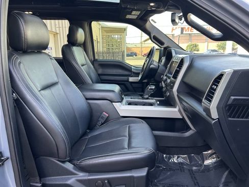 Used 2020 Ford F150 Lariat w/ Equipment Group 502A Luxury AWD/4WD image 15