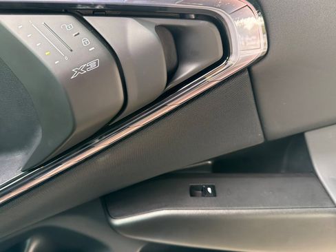 Used 2025 BMW X3 xDrive30i w/ Convenience Package image 22