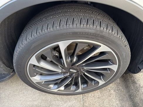 Used 2024 Lincoln Aviator Reserve w/ Equipment Group 201A image 13