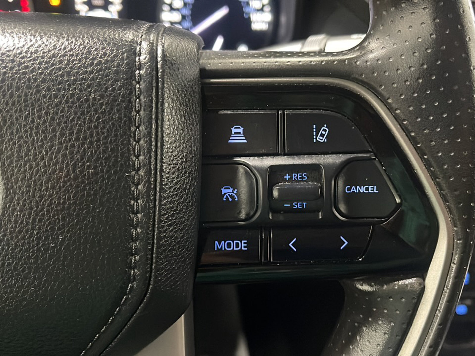 Used 2022 Toyota Tundra SR5 RWD image 7