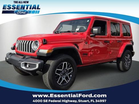 Used 2025 Jeep Wrangler Unlimited Sahara AWD/4WD image 1