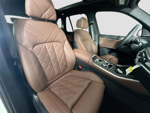 New 2026 BMW X5 xDrive40i AWD/4WD image 30