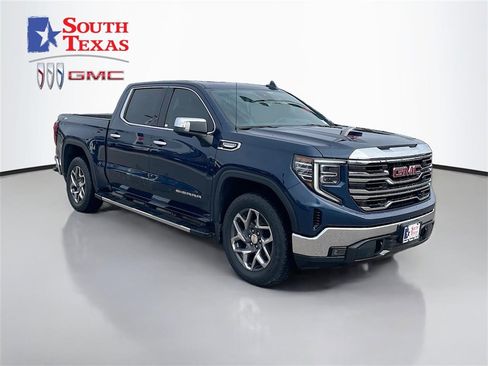 Used 2023 GMC Sierra 1500 SLT image 1