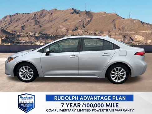 Used 2020 Toyota Corolla LE image 3