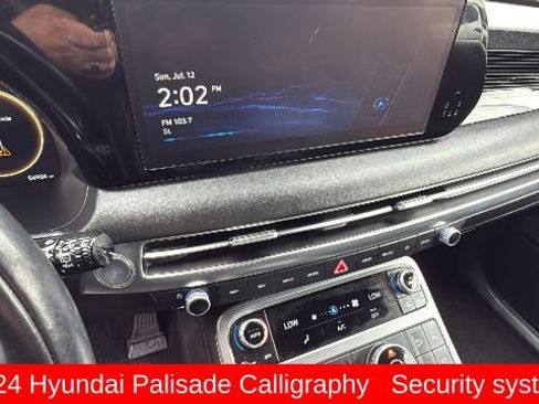 Used 2024 Hyundai Palisade Calligraphy AWD/4WD image 15