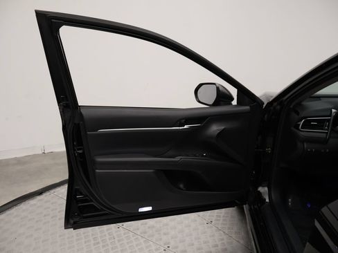 Certified 2021 Toyota Camry XSE FWD image 16