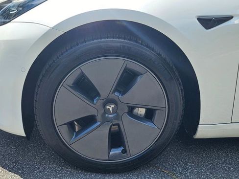 Used 2022 Tesla Model 3 RWD image 17