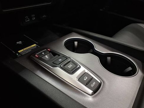Certified 2025 Honda Passport EX-L image 18