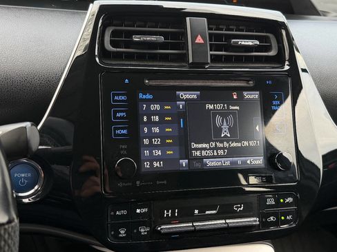 Used 2018 Toyota Prius Prime Plus image 9