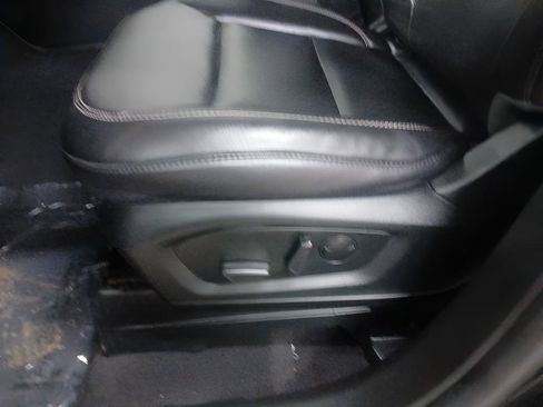 Certified 2023 Ford Explorer XLT w/ Equipment Group 202A image 18