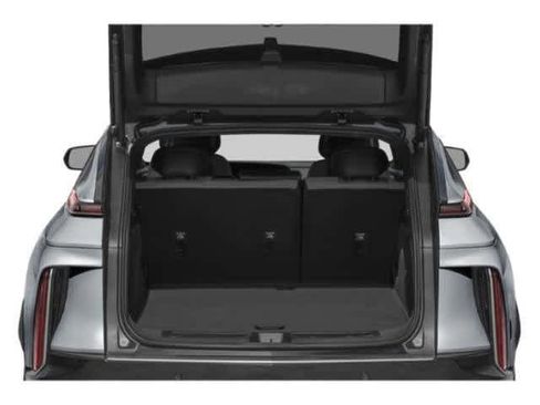 Used 2025 Cadillac Lyriq Sport image 14