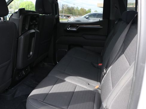 Used 2022 Chevrolet Silverado 1500 LT w/ Safety Package image 28
