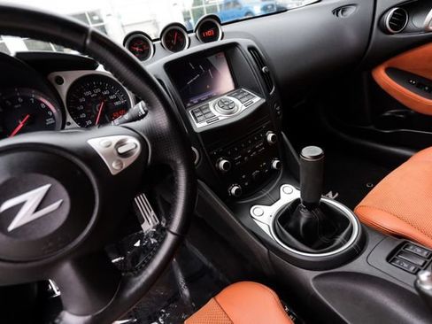 Used 2016 Nissan 370Z Touring RWD image 66