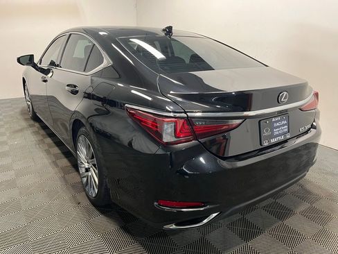 Used 2019 Lexus ES 350 Ultra Luxury w/ Accessory Package 2 FWD image 25