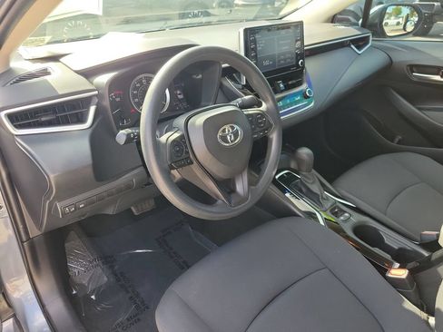 Used 2021 Toyota Corolla LE FWD image 14
