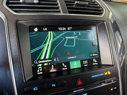 Used 2018 Ford Explorer Sport w/ Equipment Group 401A AWD/4WD image 35