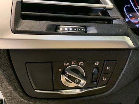 Used 2023 BMW X4 xDrive30i w/ M Sport Package image 21