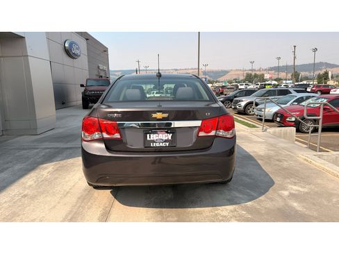 Used 2015 Chevrolet Cruze LT FWD image 6