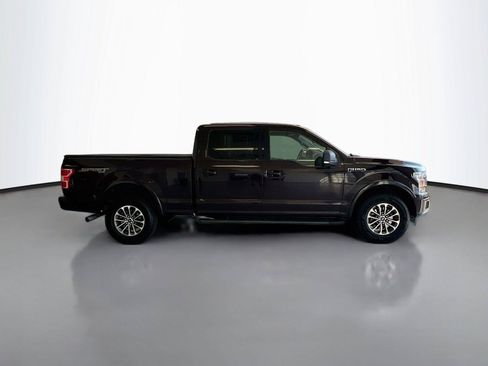 Used 2018 Ford F150 XLT w/ Equipment Group 302A Luxury AWD/4WD image 16